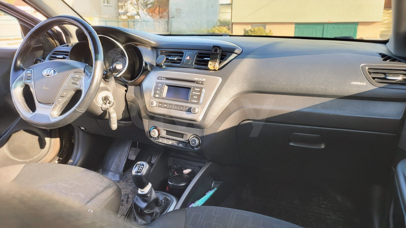 Kia Rio фото 6