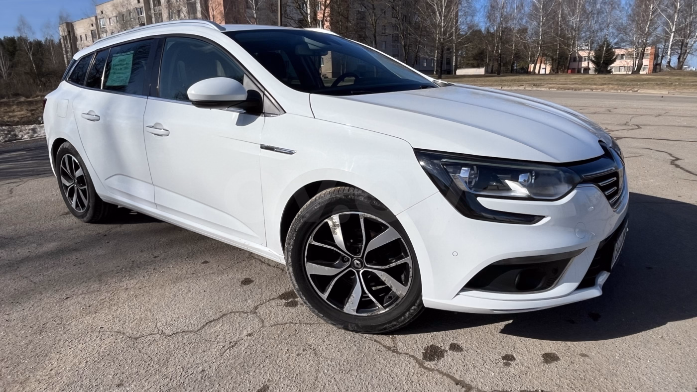 Renault Megane фото 8