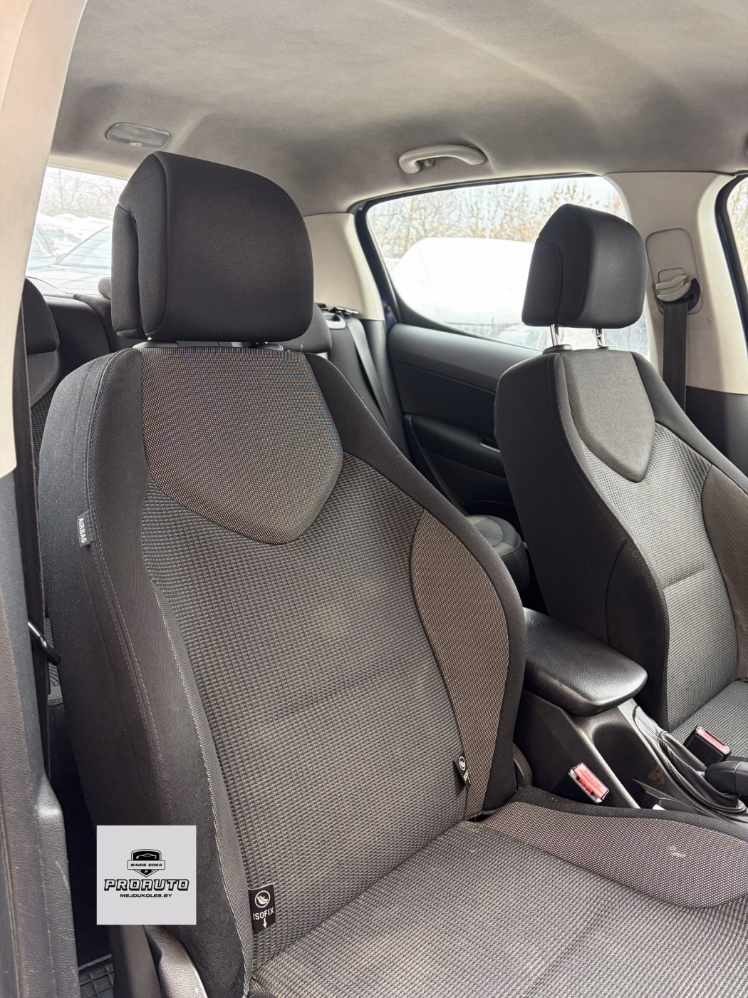 Peugeot 308 фото 11