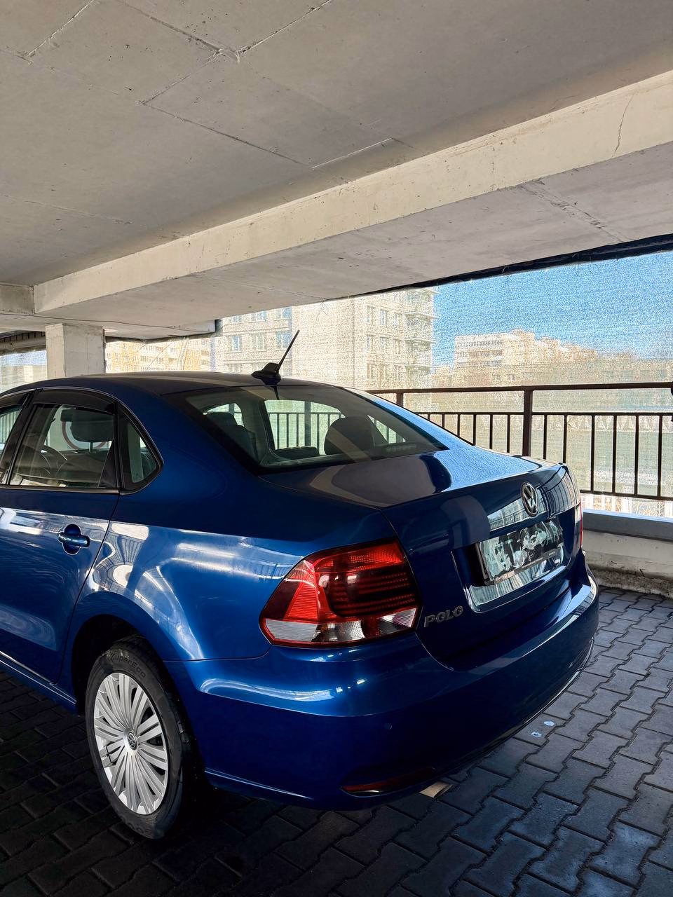Volkswagen Polo Sedan фото 5