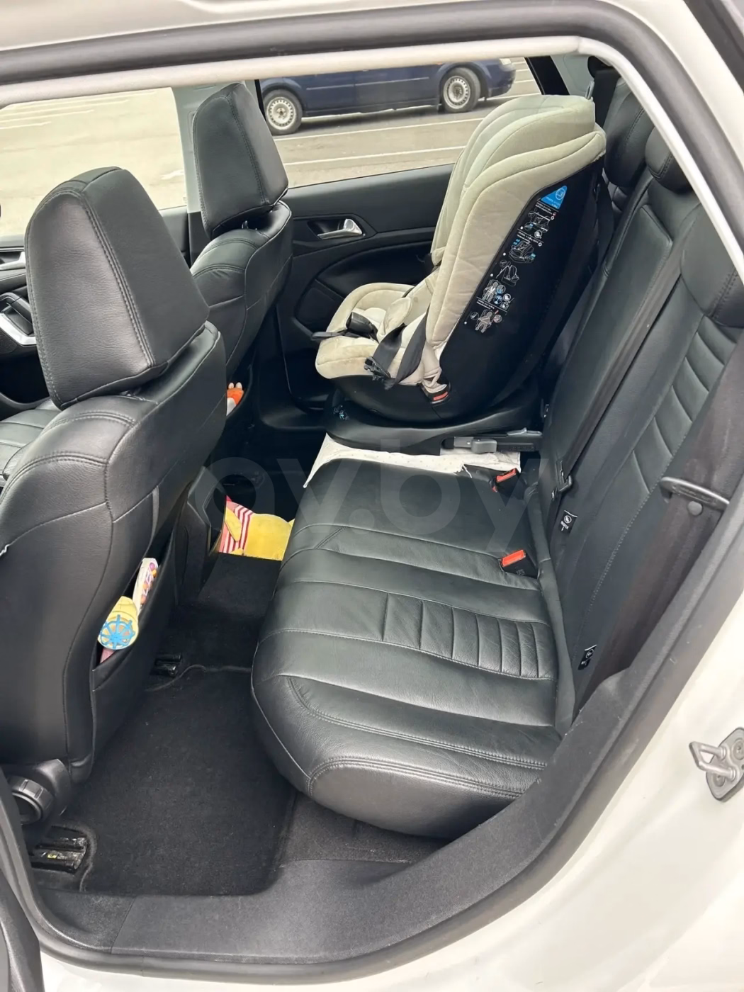Peugeot 308 фото 7
