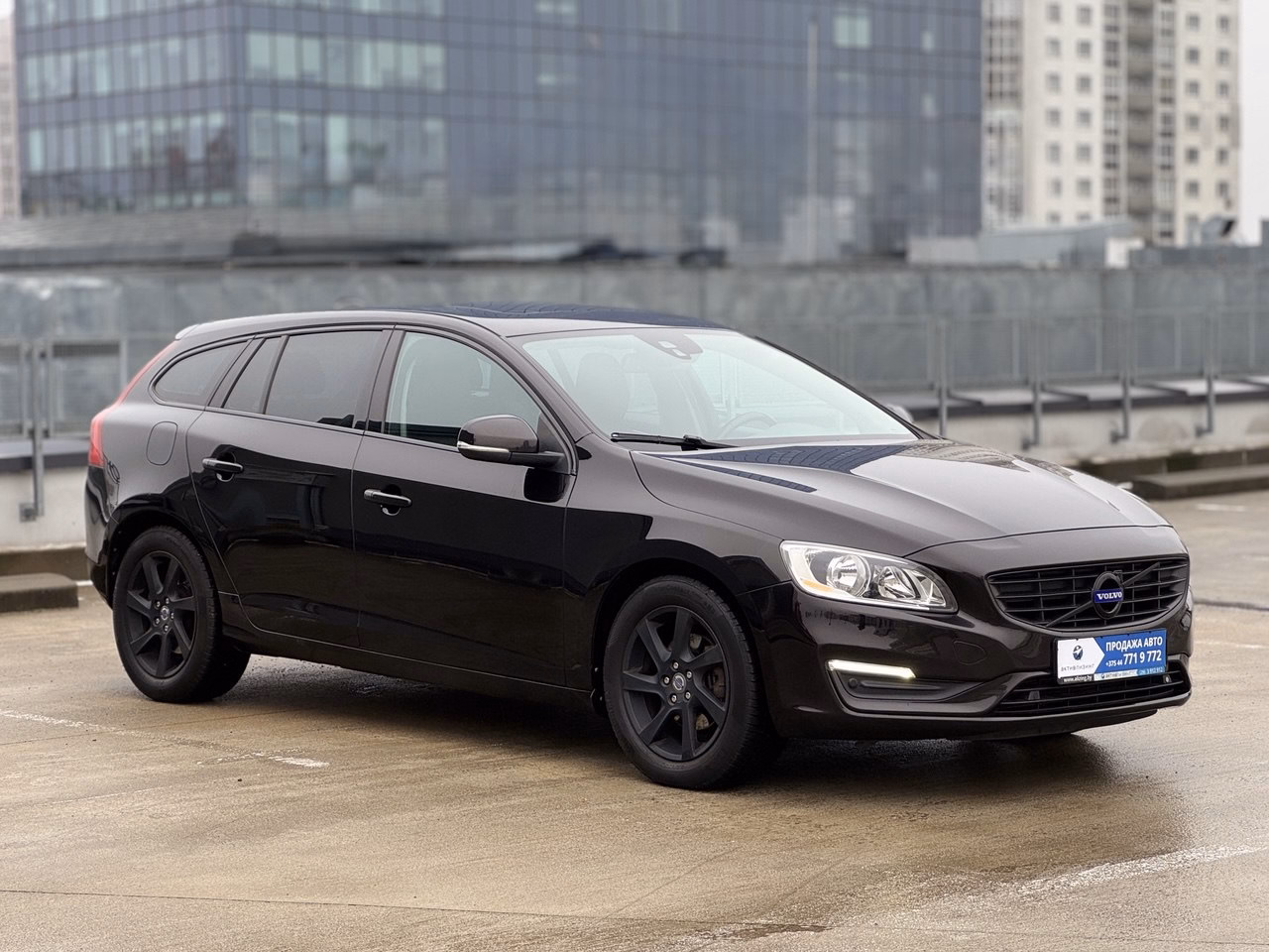 Volvo V60 фото 3