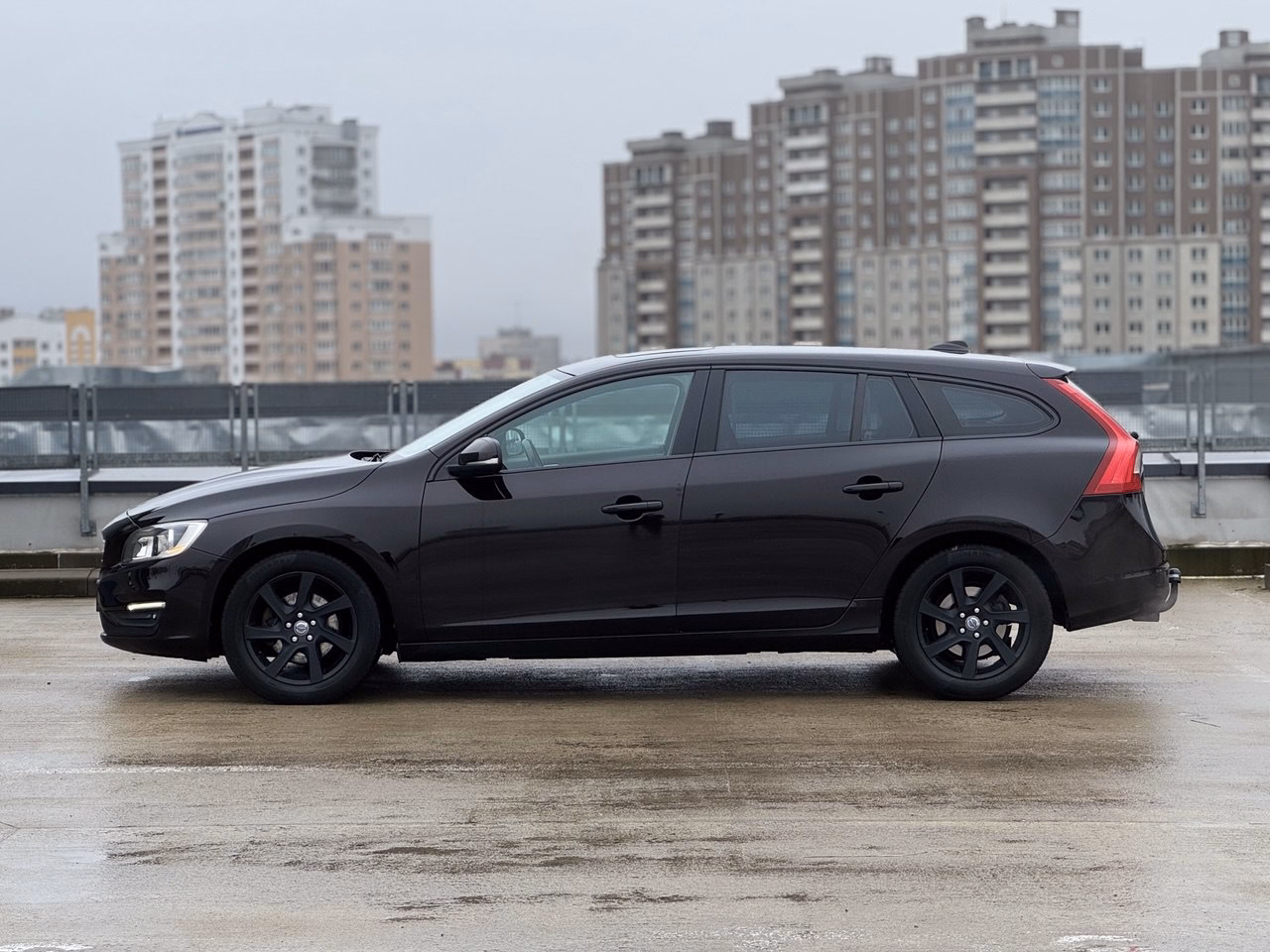 Volvo V60 фото 8