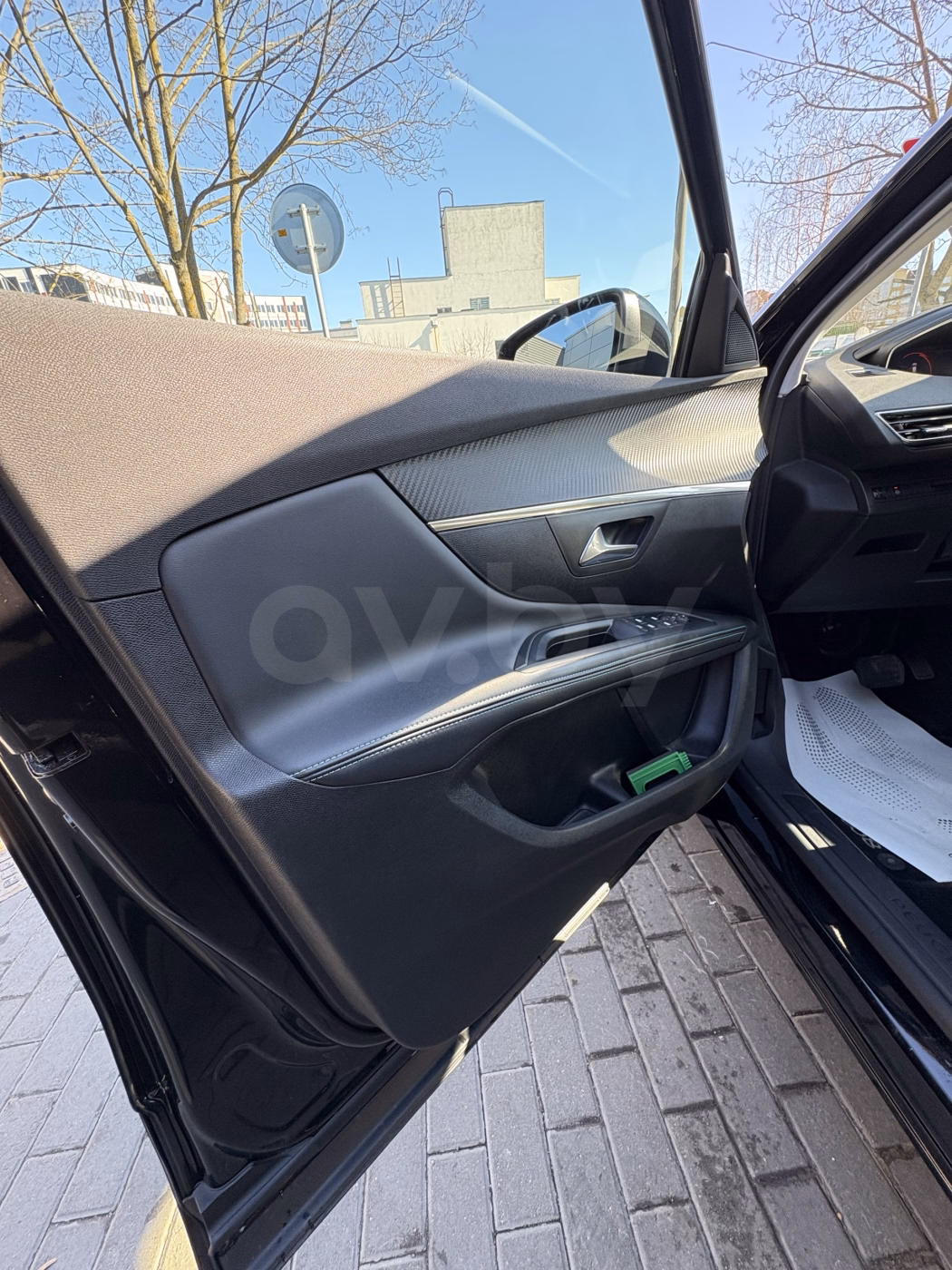 Peugeot 5008 фото 12
