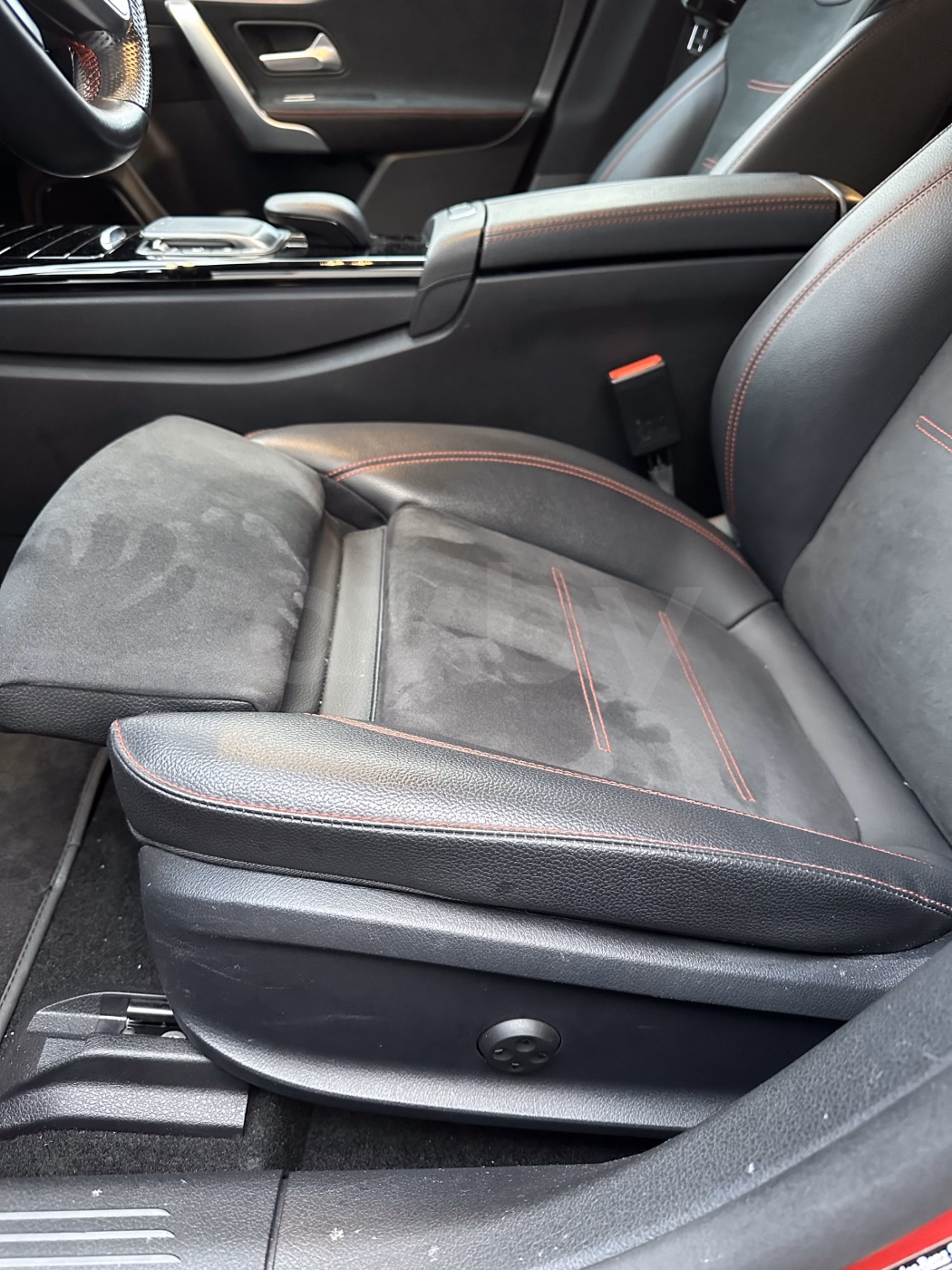 Mercedes-Benz CLA фото 13