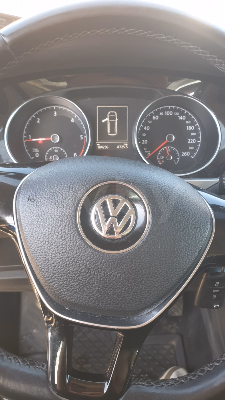 Volkswagen Touran фото 9