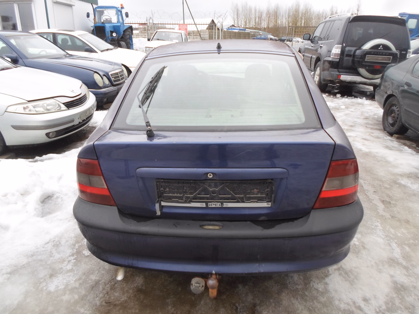 Opel Vectra фото 2