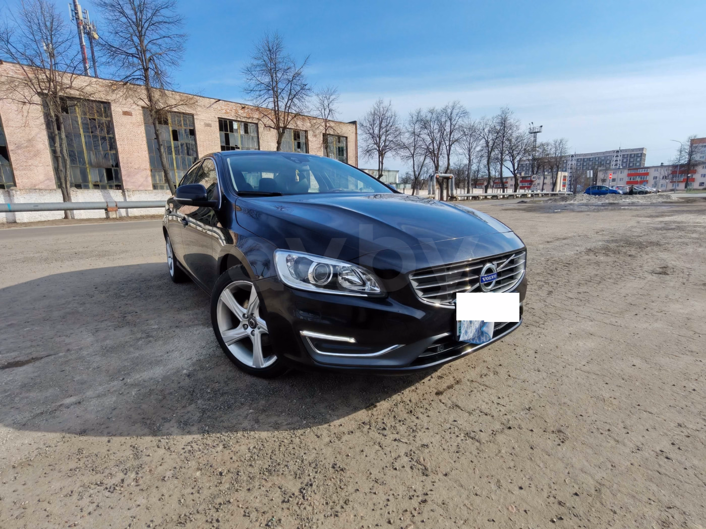 Volvo S60 фото 3
