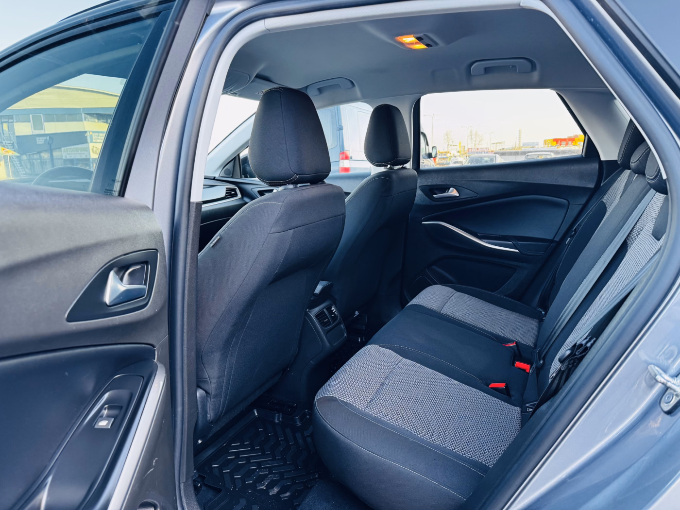 Opel Grandland X фото 9