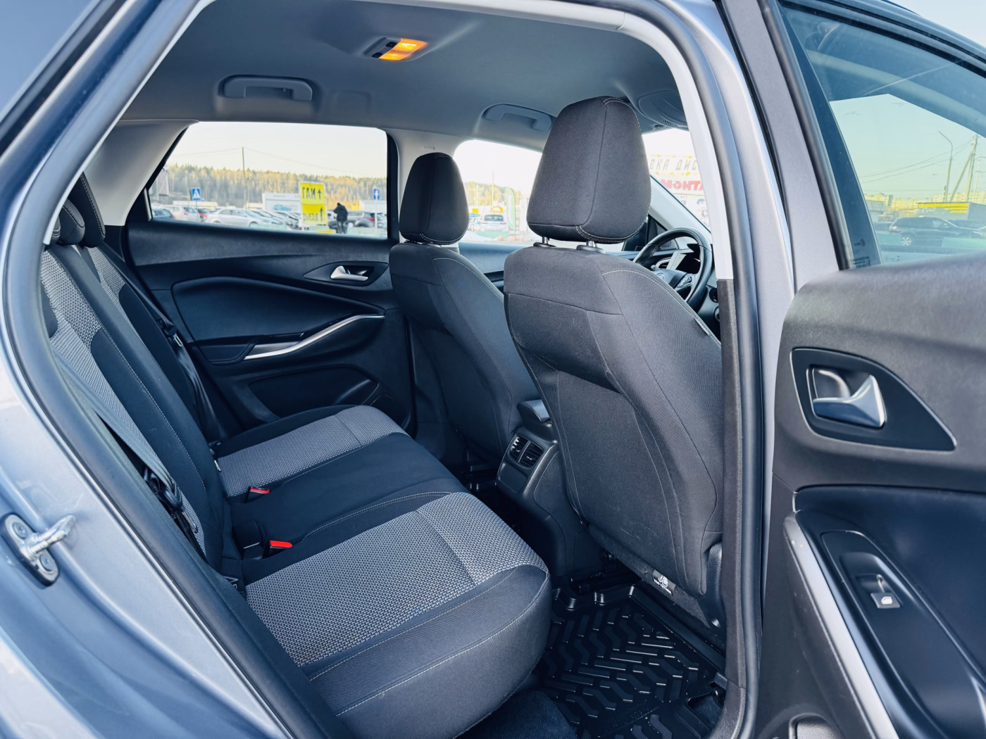 Opel Grandland X фото 10