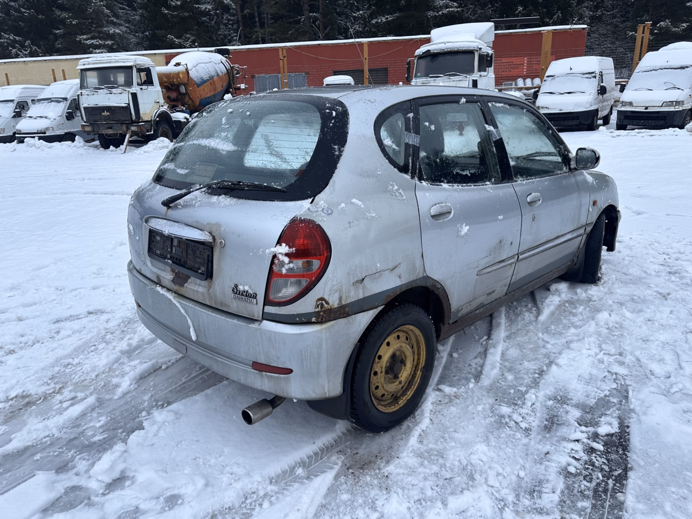 Daihatsu Sirion фото 8