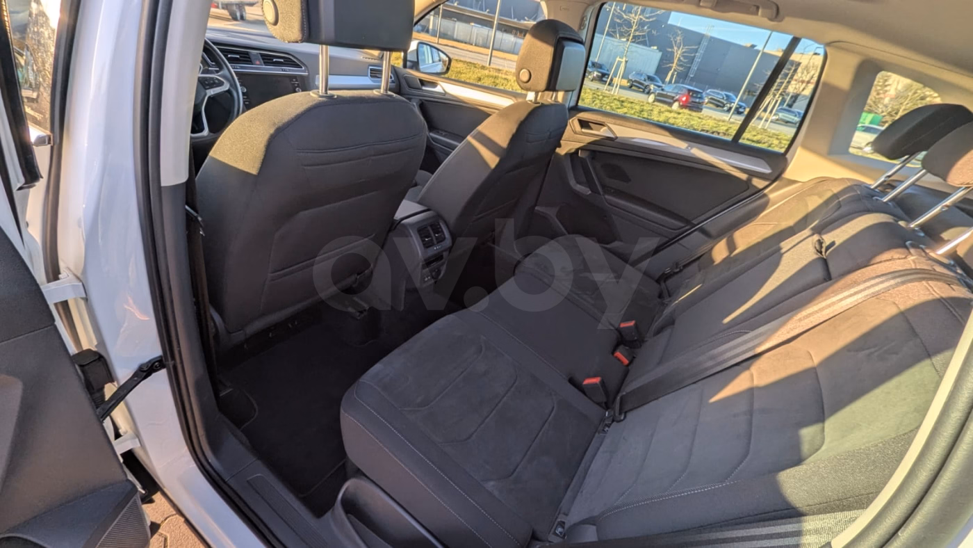 Volkswagen Tiguan фото 11