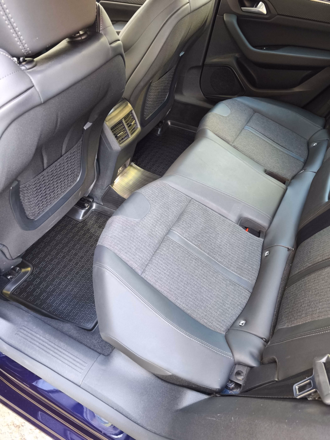 Peugeot 508 фото 27