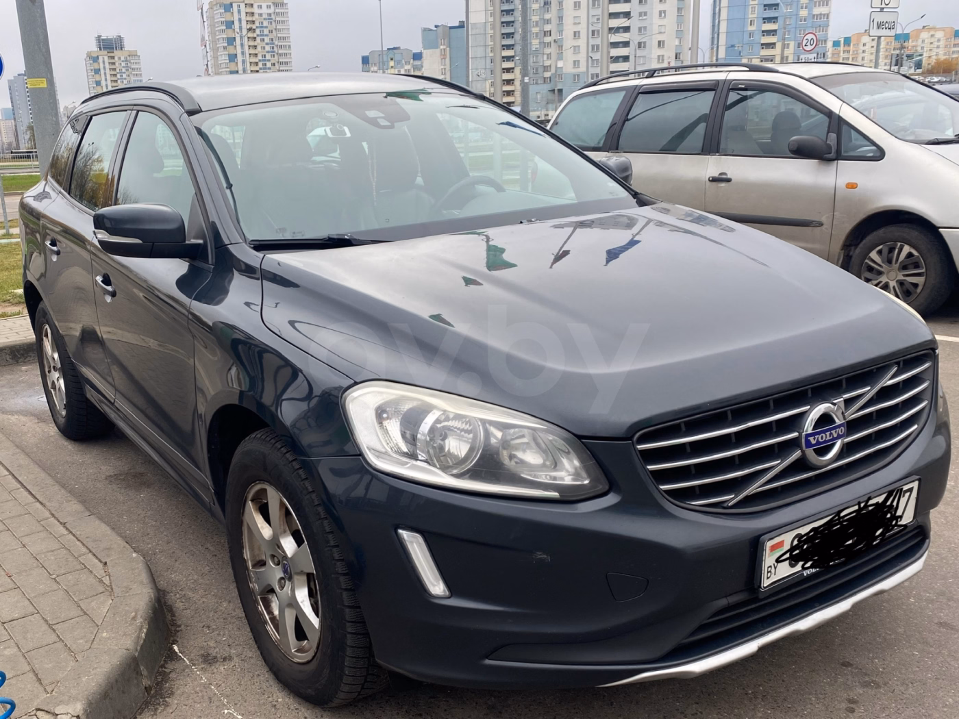 Volvo XC60 фото 2