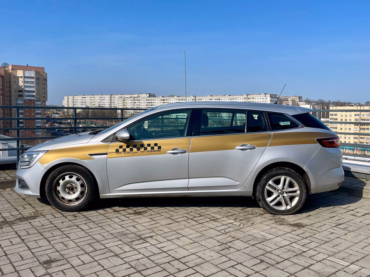 Renault Megane фото 8