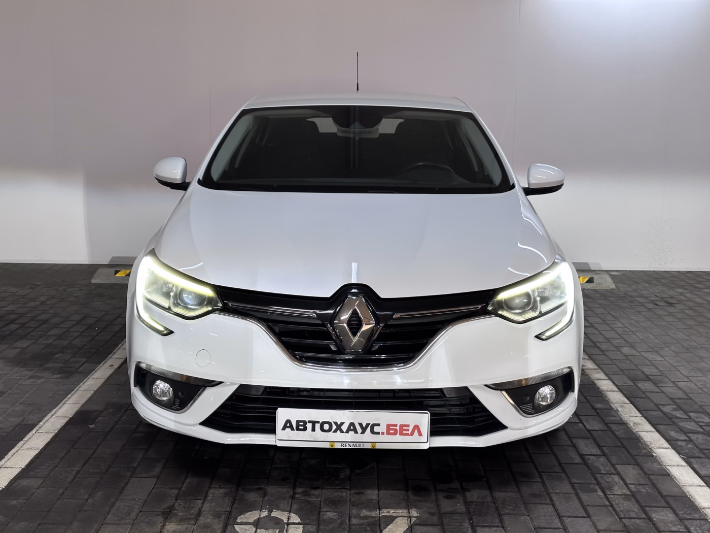 Renault Megane фото 2