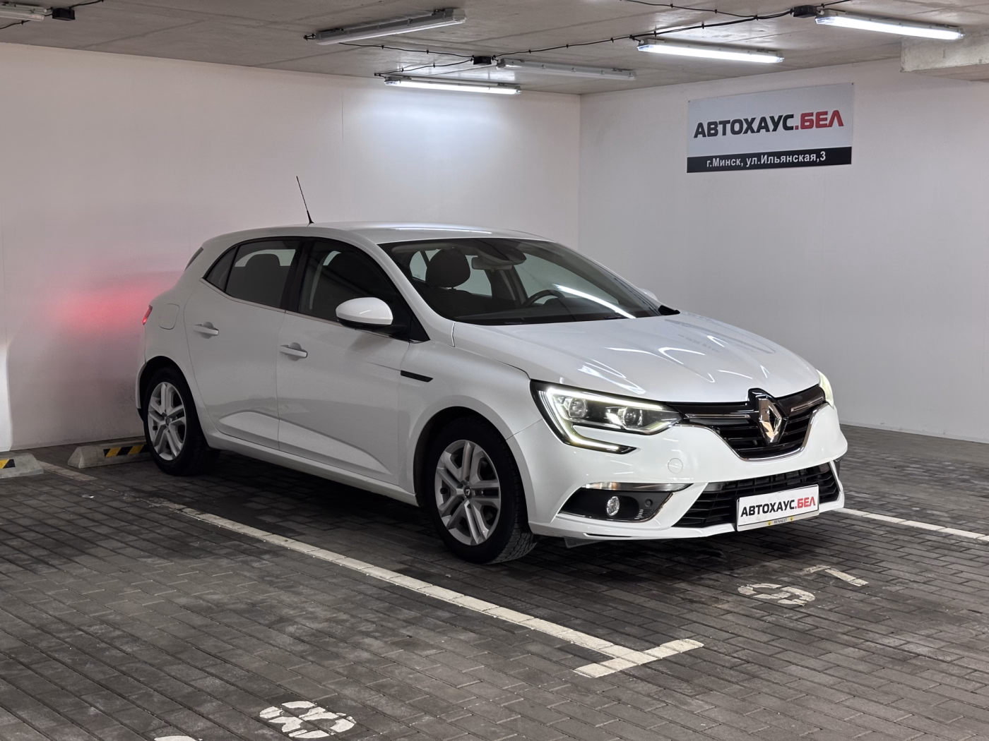 Renault Megane фото 3