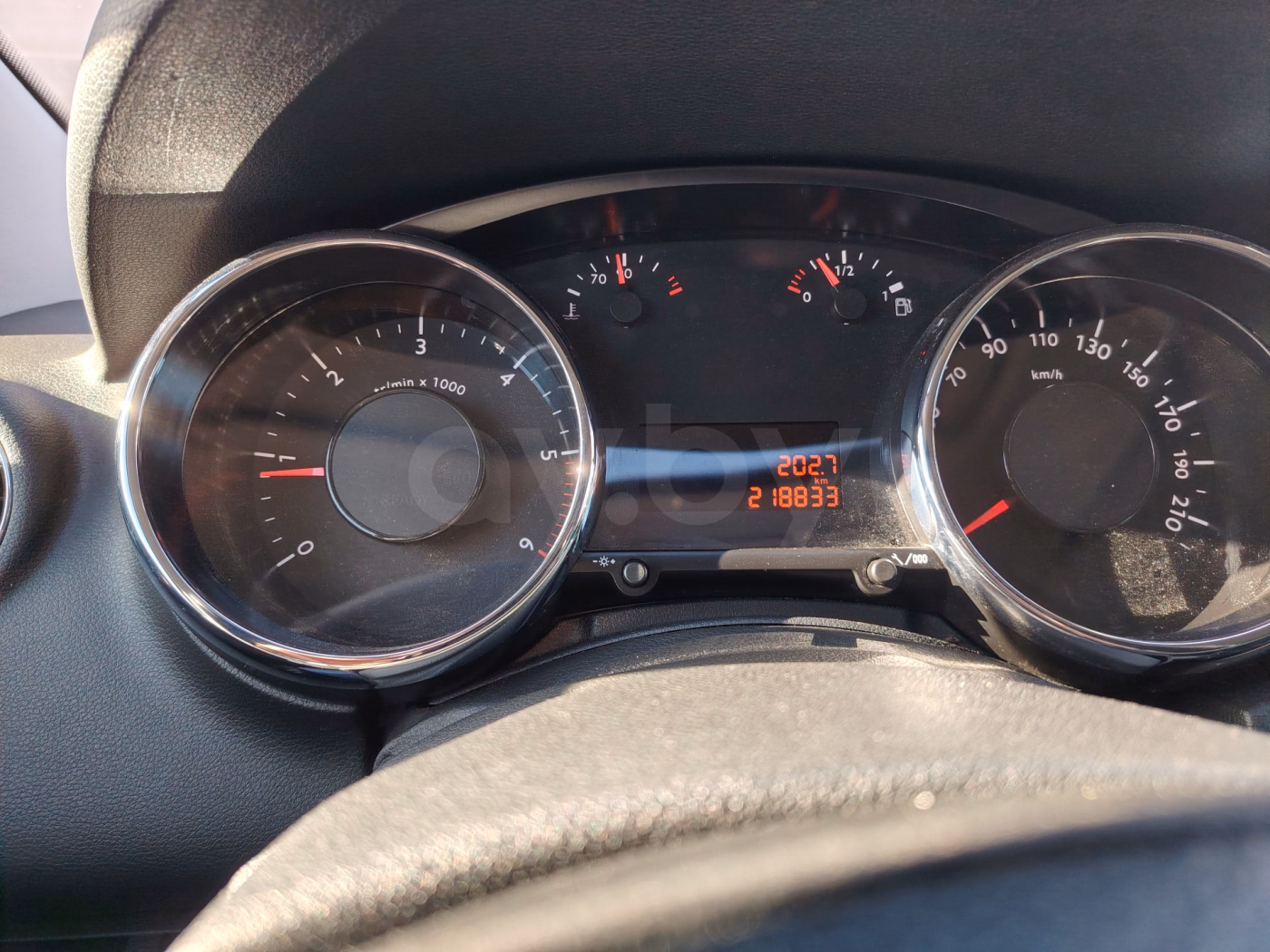 Peugeot 5008 фото 13