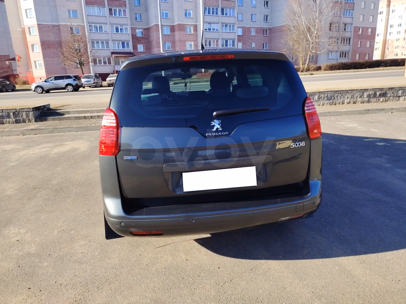 Peugeot 5008 фото 8