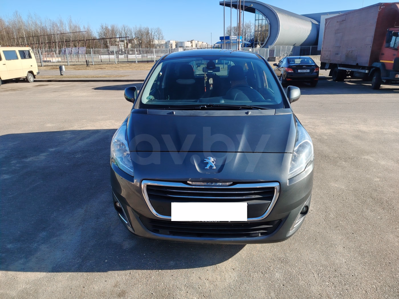 Peugeot 5008 фото 4