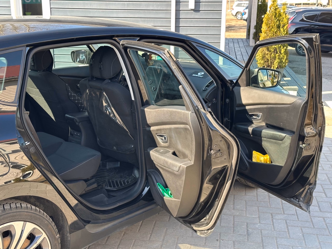 Renault Scenic фото 9