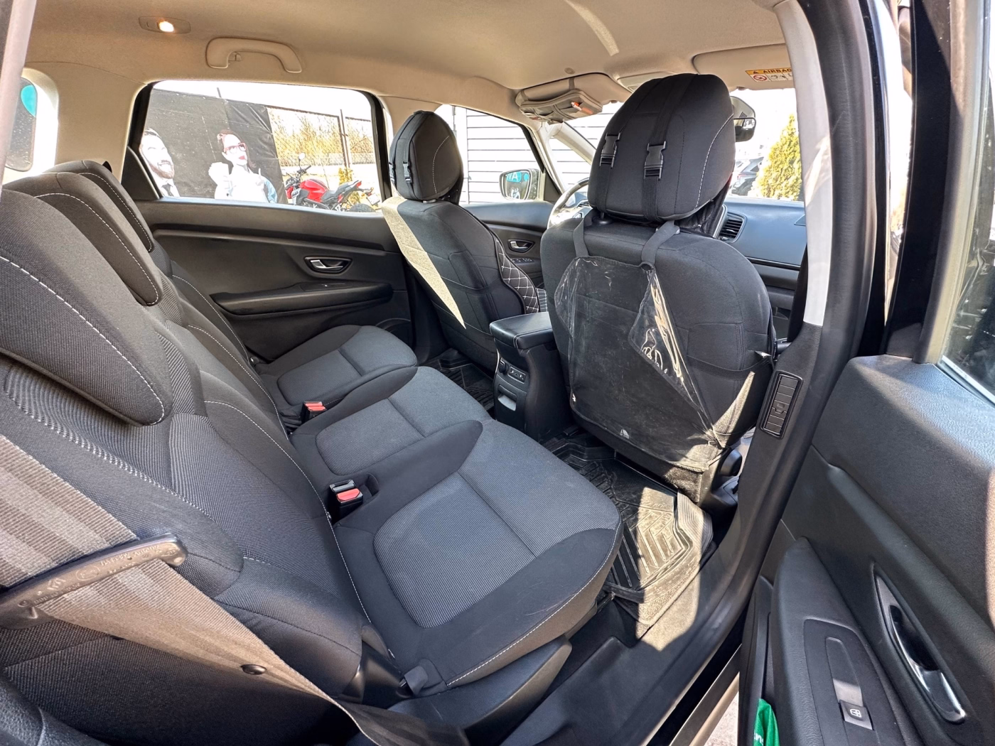 Renault Scenic фото 14