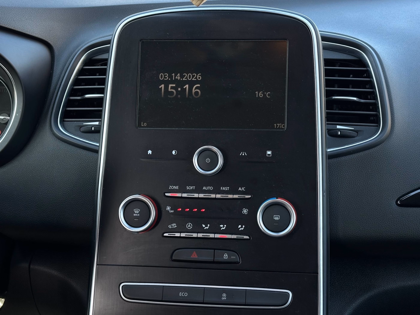 Renault Scenic фото 20