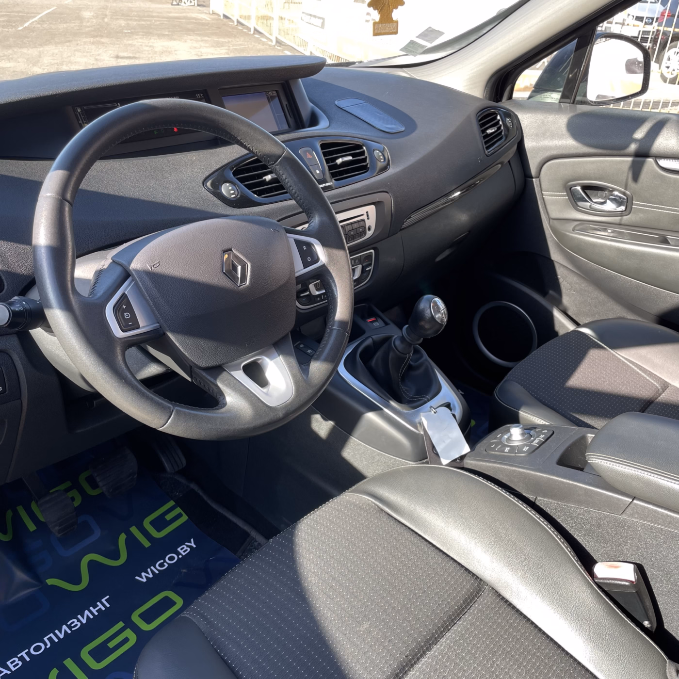 Renault Scenic фото 7