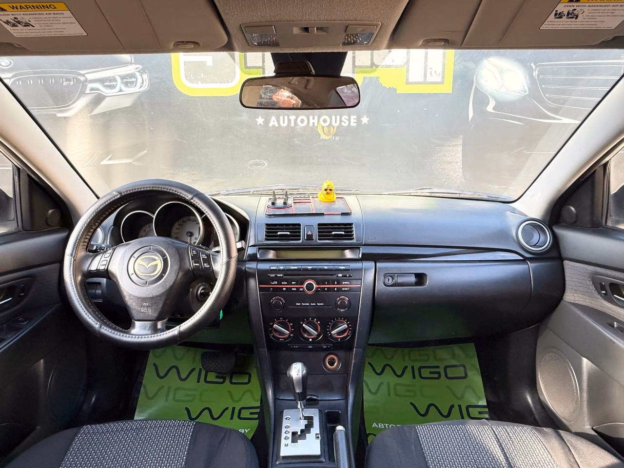 Mazda 3 фото 10