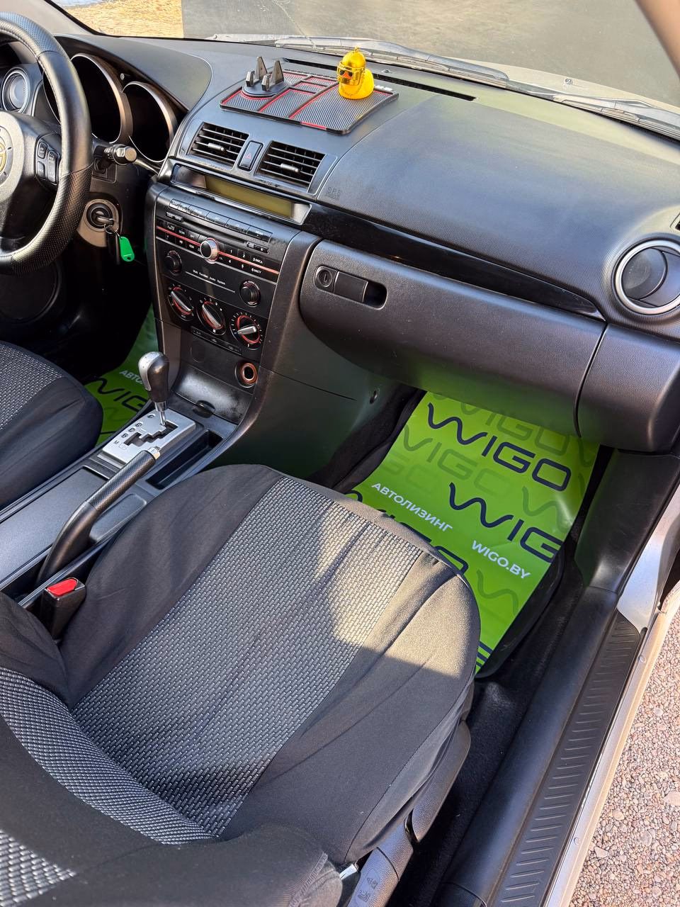 Mazda 3 фото 11