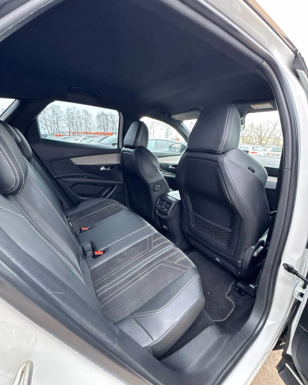 Peugeot 3008 фото 12