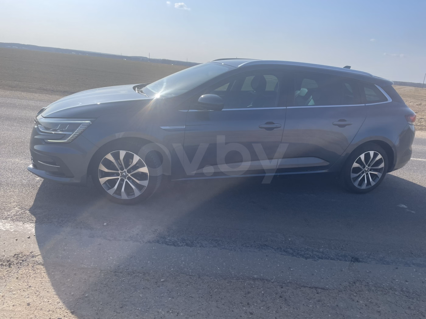 Renault Megane фото 2