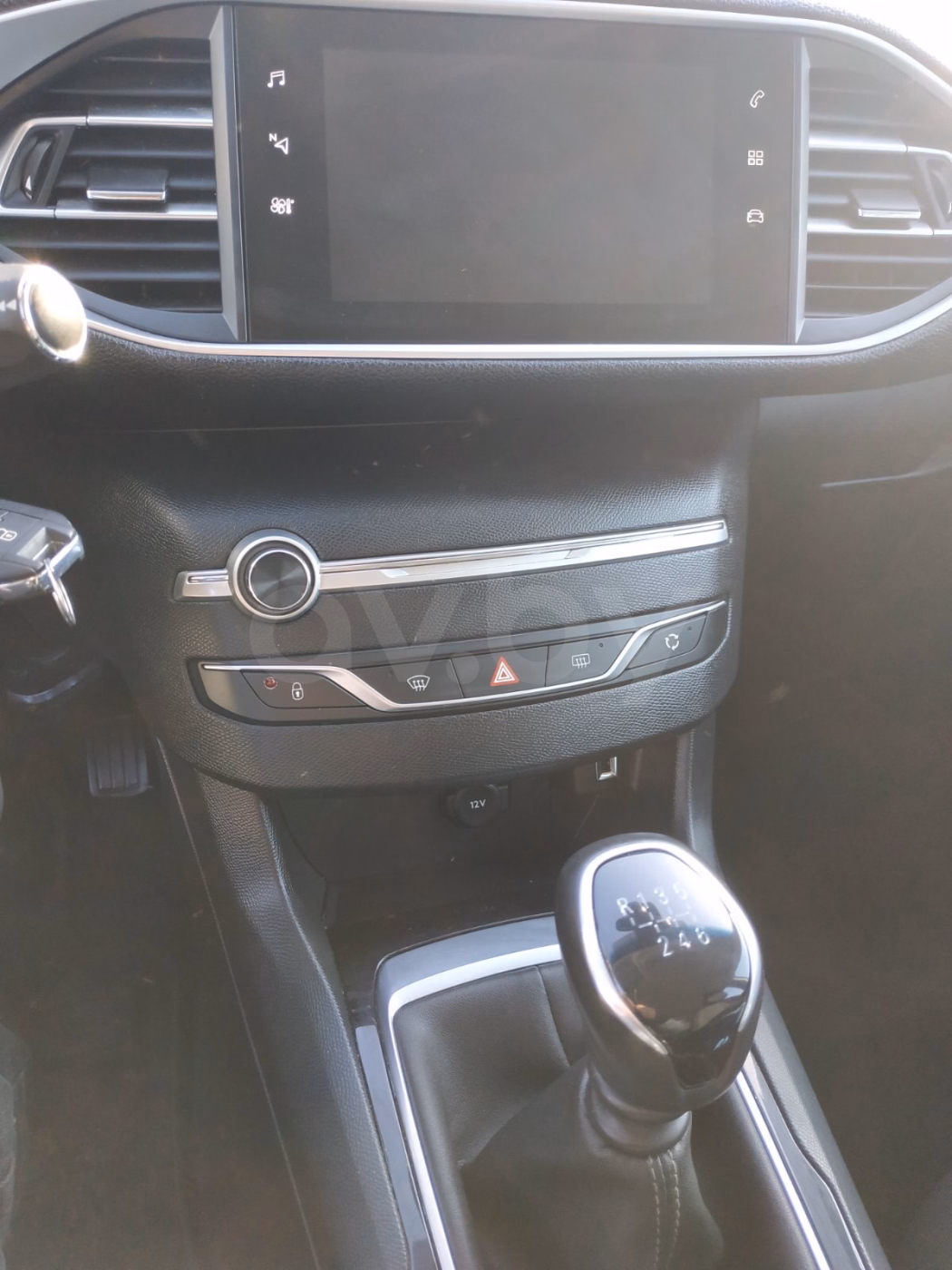 Peugeot 308 фото 11