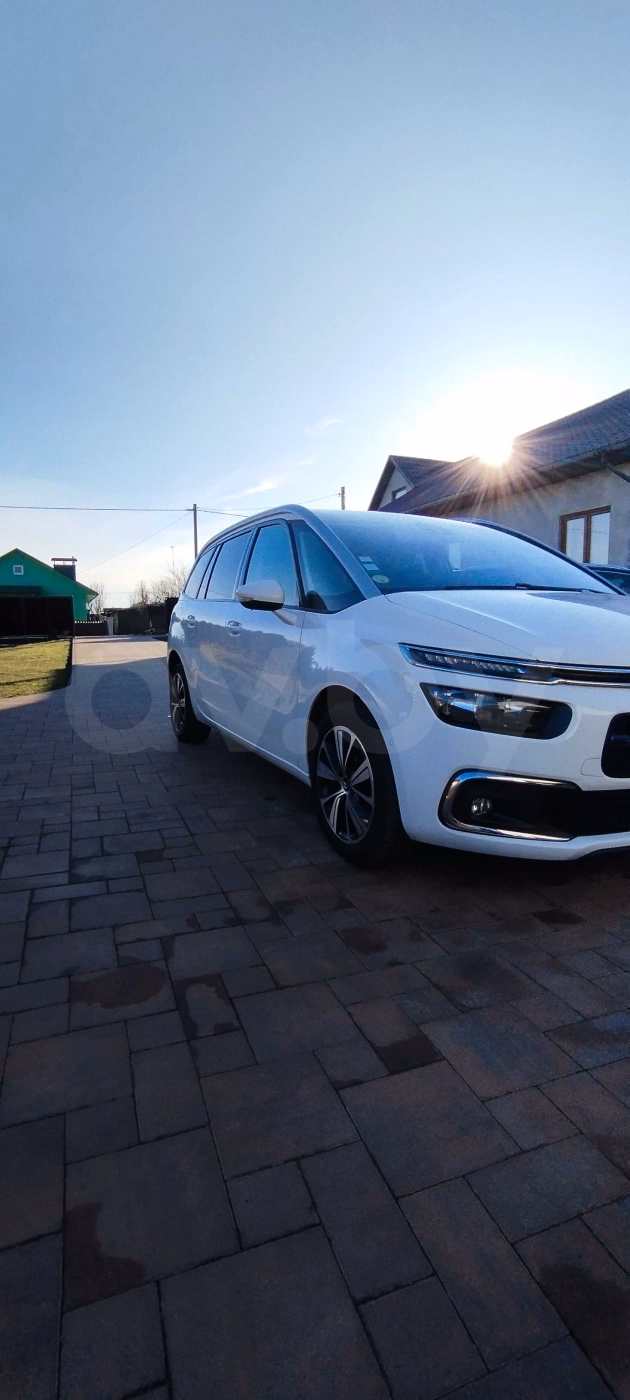 Citroen C4 Grand Spacetourer фото 13