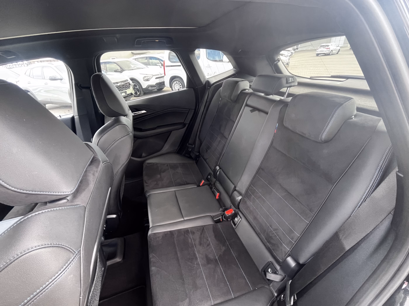 BMW 2 серия Active Tourer фото 21