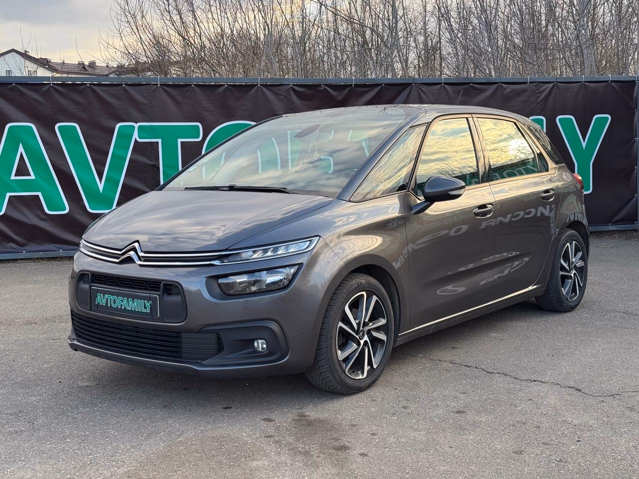 Citroen C4 Spacetourer фото 3