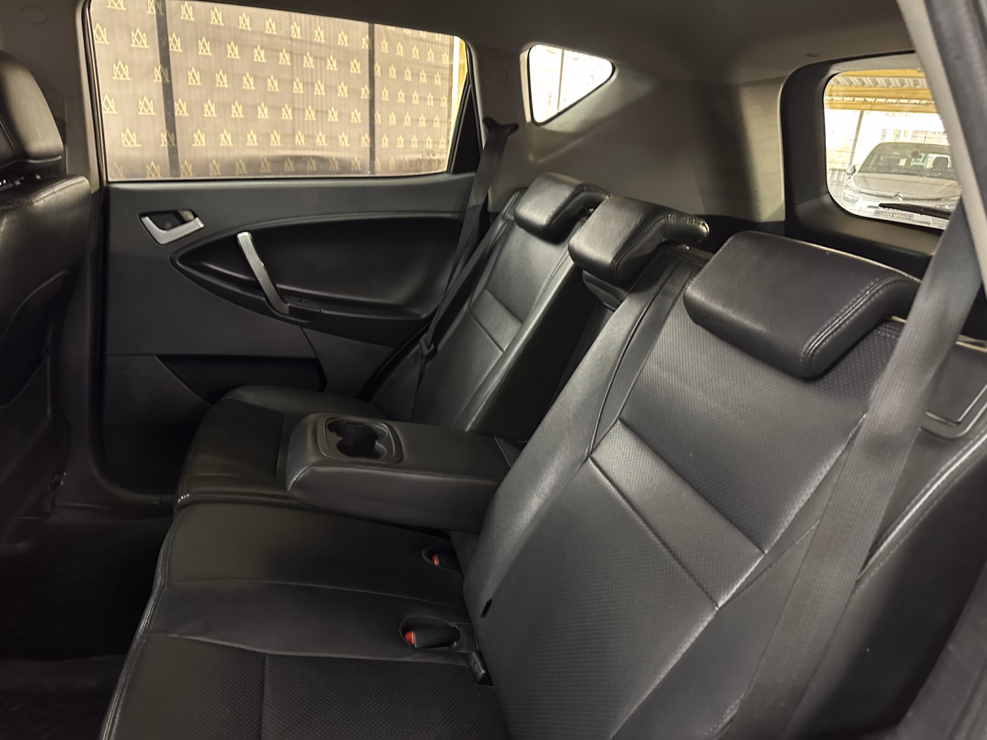 Geely Emgrand X7 фото 27