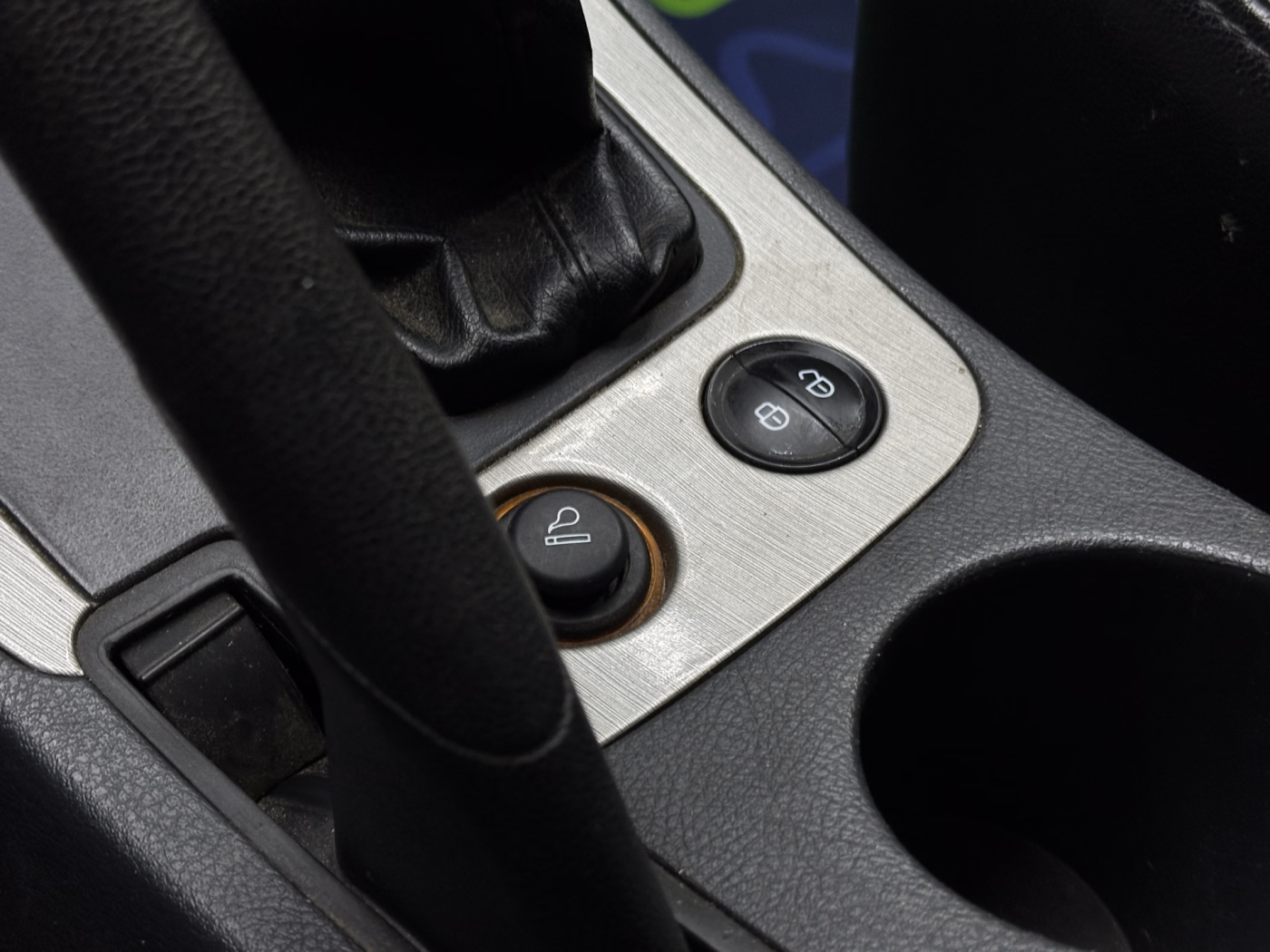 Geely Emgrand X7 фото 16