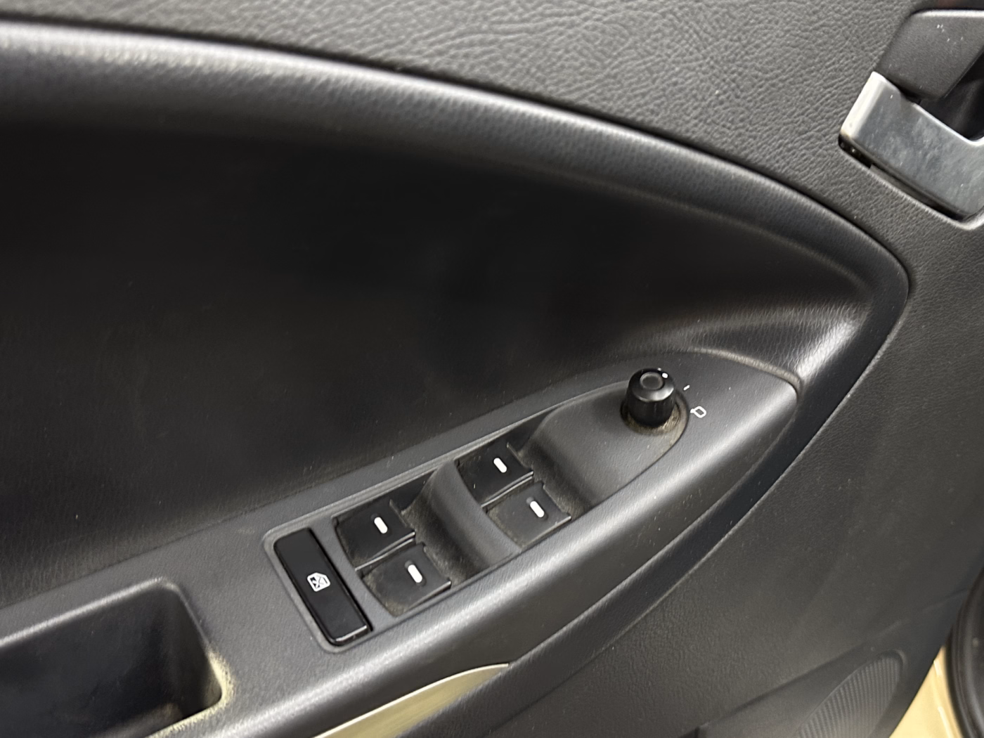 Geely Emgrand X7 фото 18