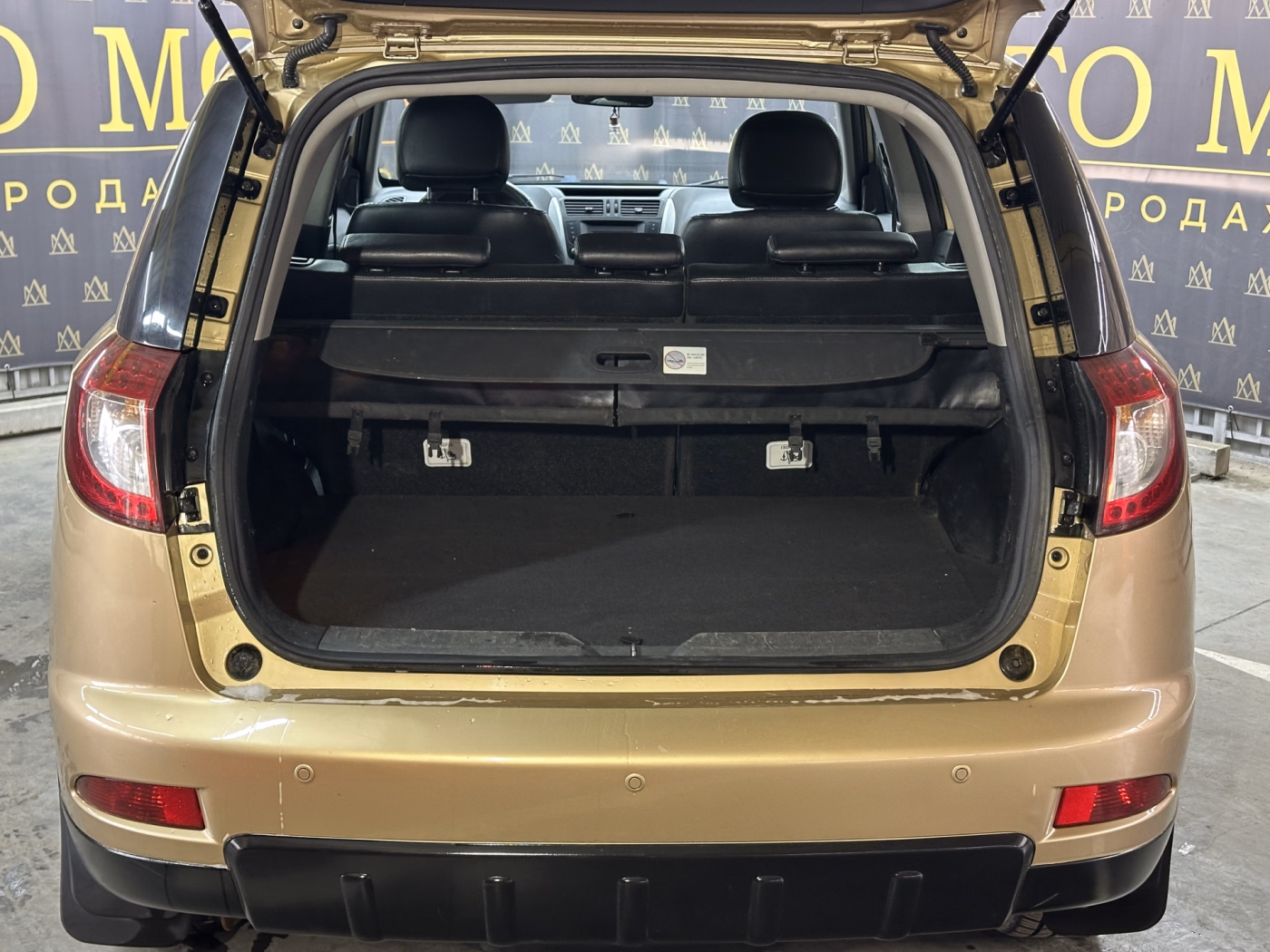 Geely Emgrand X7 фото 28