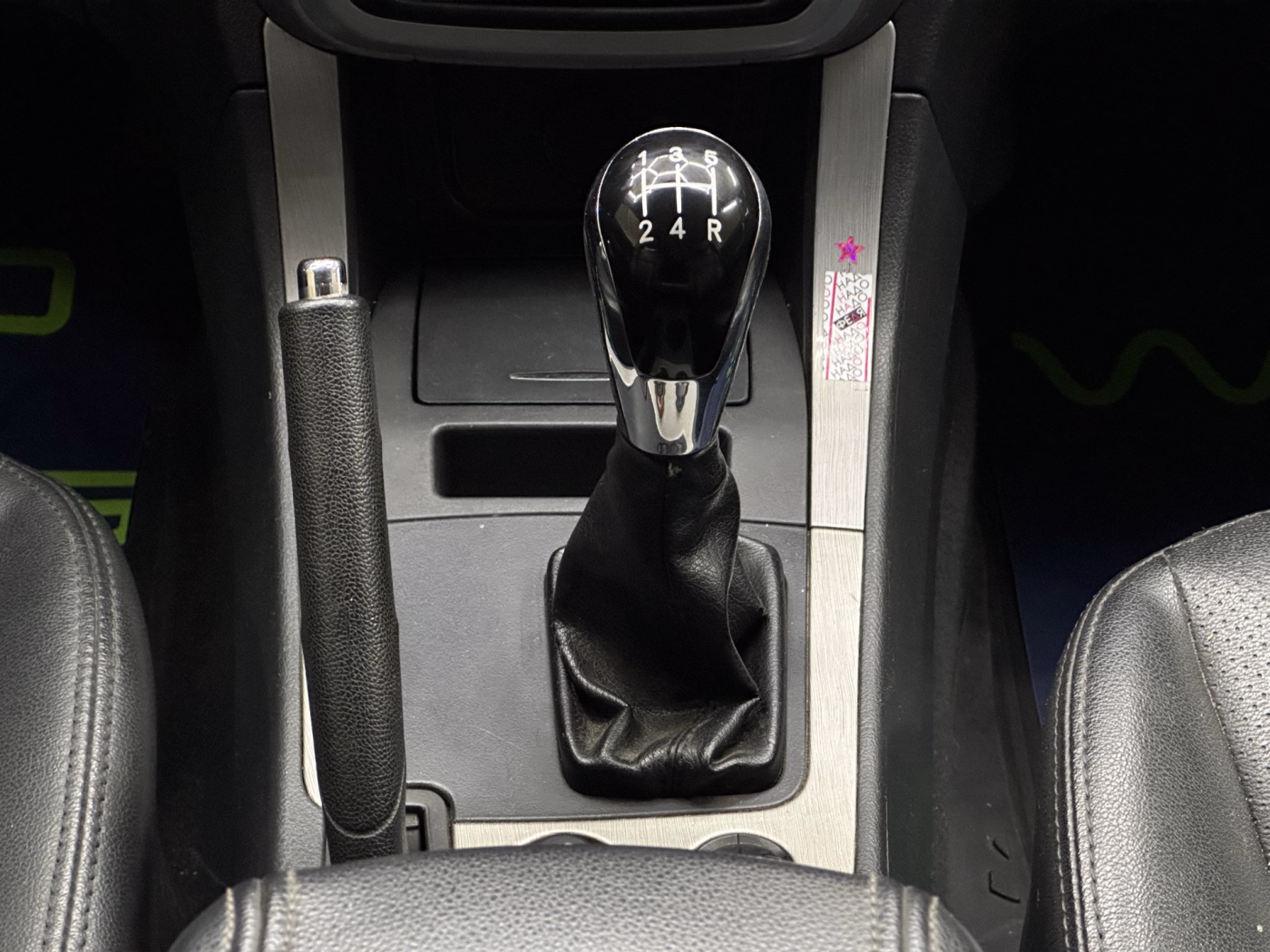 Geely Emgrand X7 фото 15