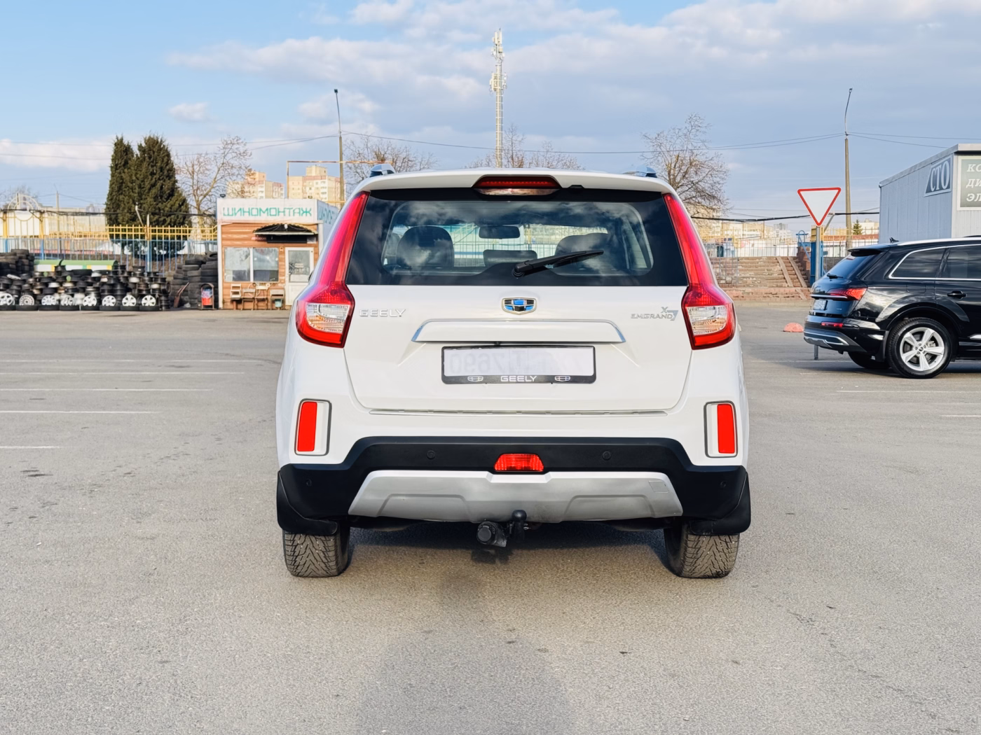 Geely Emgrand X7 фото 6