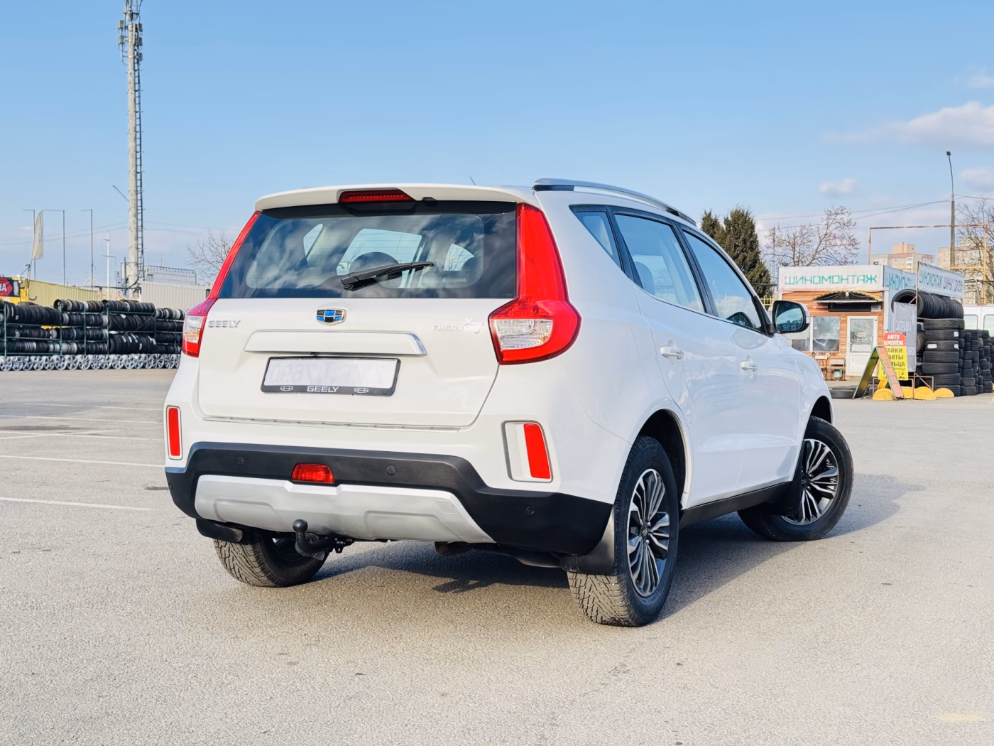 Geely Emgrand X7 фото 4