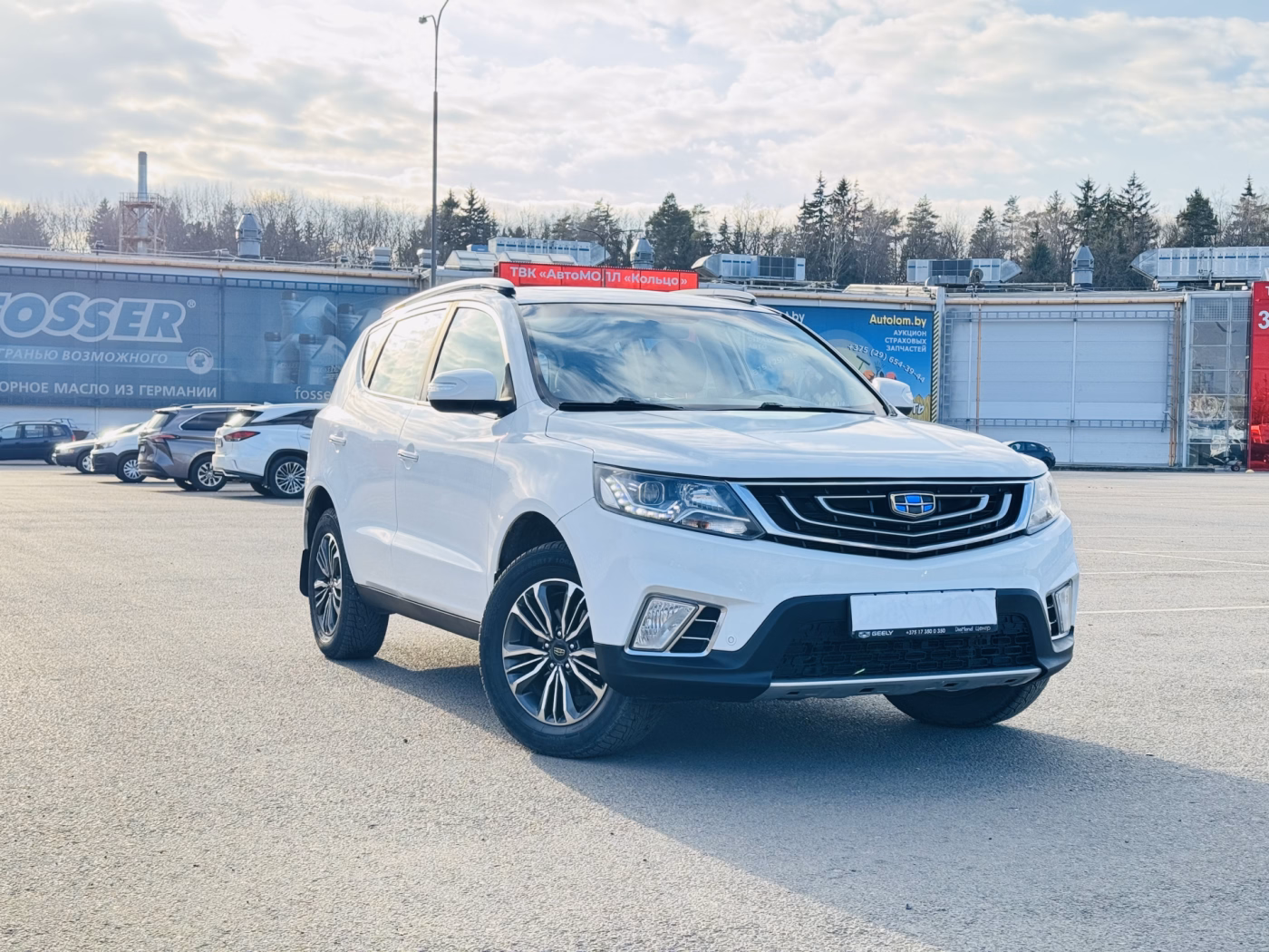 Geely Emgrand X7 фото 2