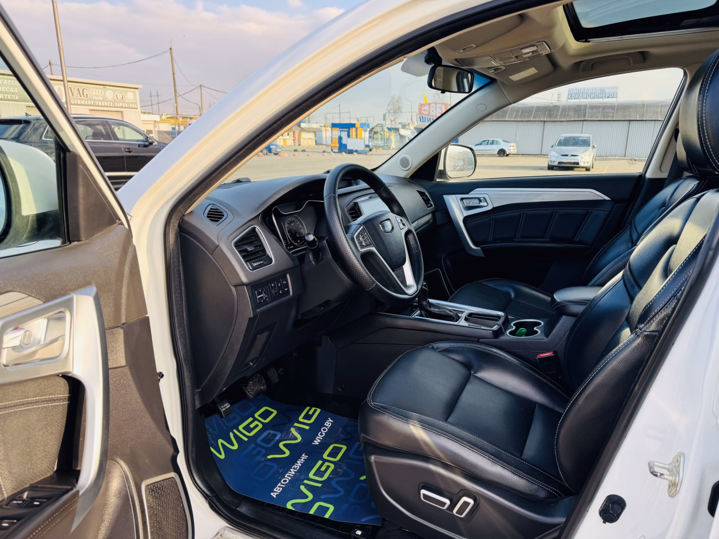 Geely Emgrand X7 фото 7