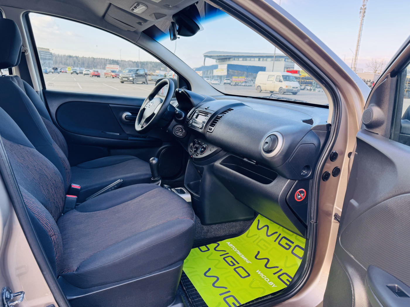 Nissan Note фото 10