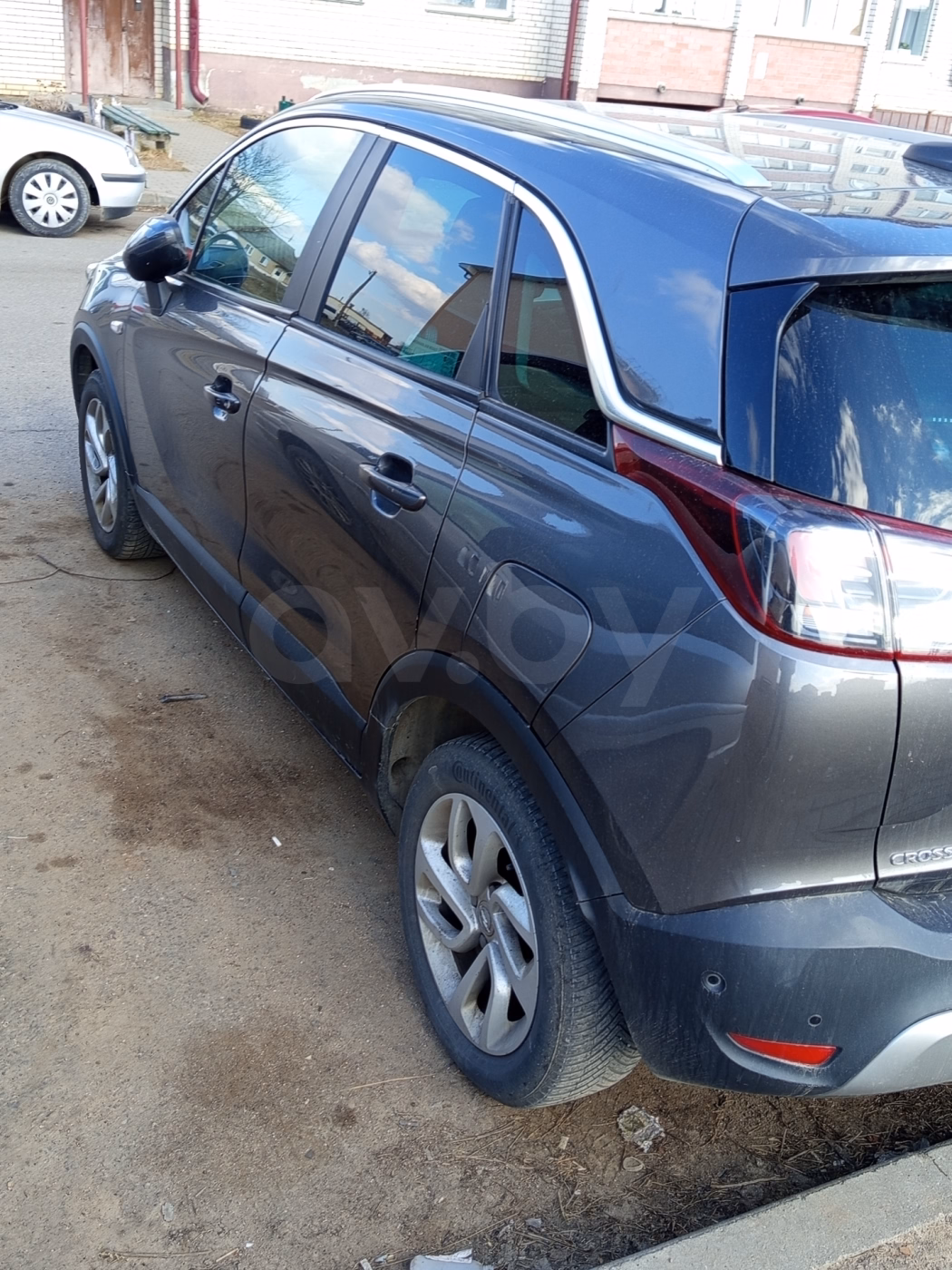 Opel Crossland X фото 2