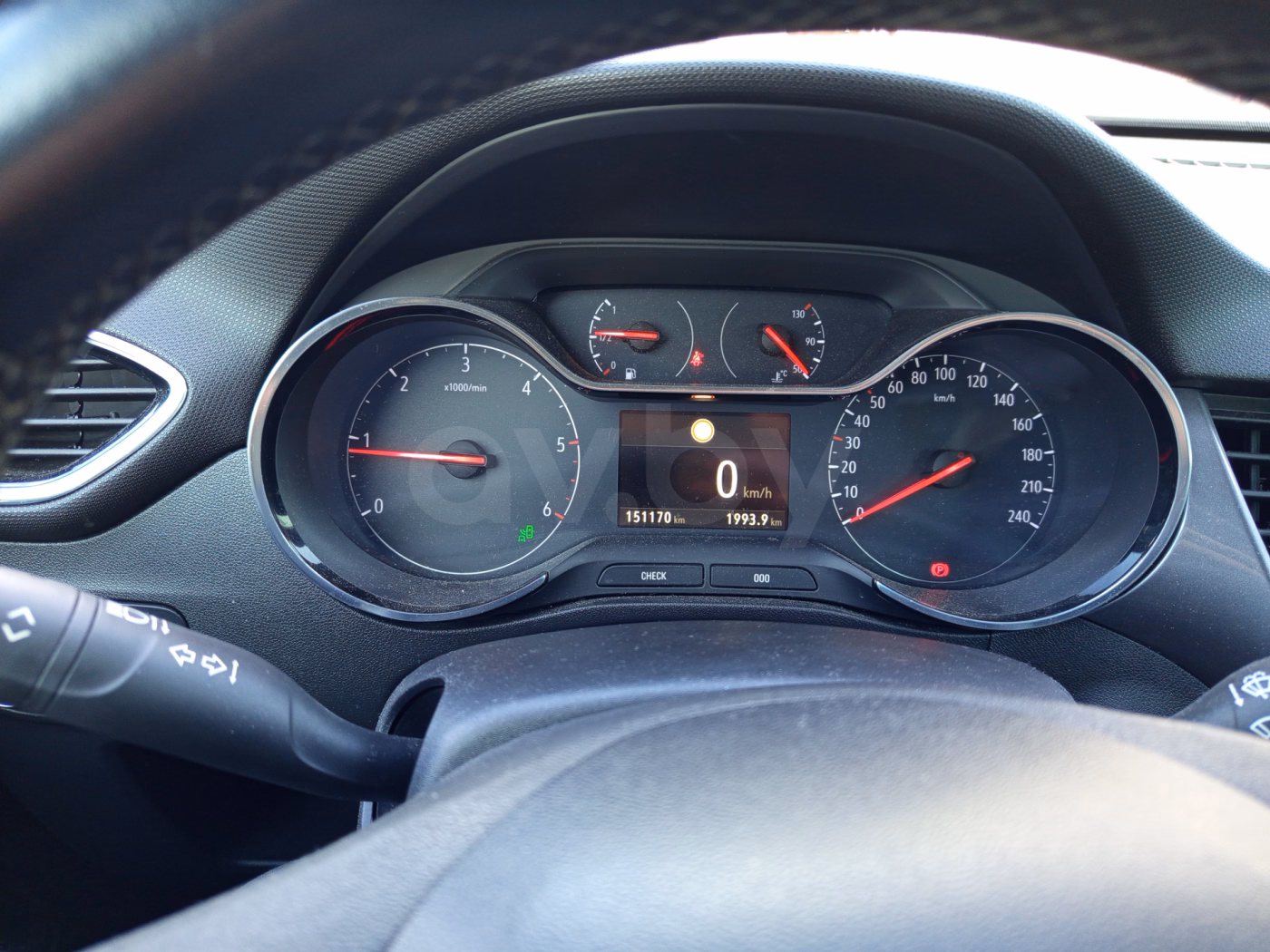 Opel Crossland X фото 5