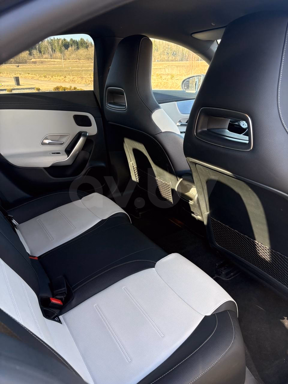 Mercedes-Benz CLA фото 18