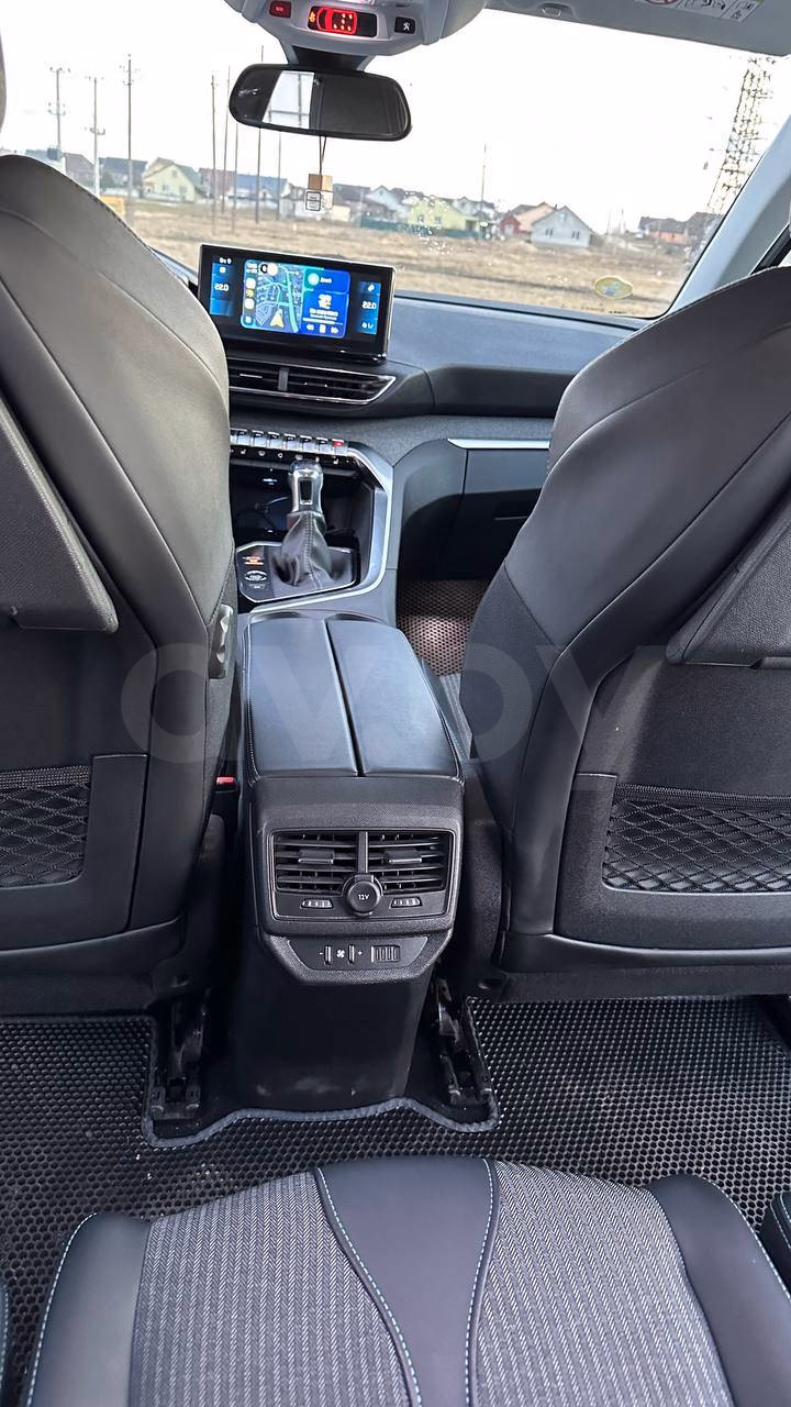 Peugeot 5008 фото 19